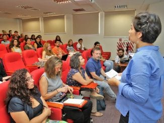 Instituto Antofagasta fue sede de encuentro internacional en torno a la microbiología