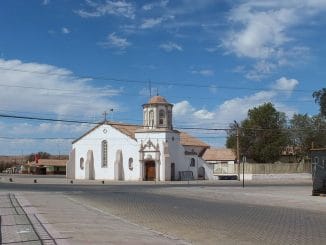 Avanzan proyectos de jardín infantil y plaza de María Elena