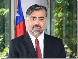 Giovanni Calderón 2