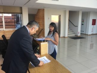 Intendente Blanco perdió recurso contra Contraloría por reintegro de periodista despedida por razones políticas