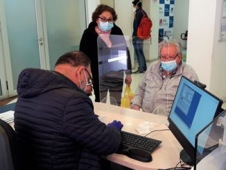 Bono Bodas de Oro: En medio de la pandemia pareja antofagastina recibió este beneficio