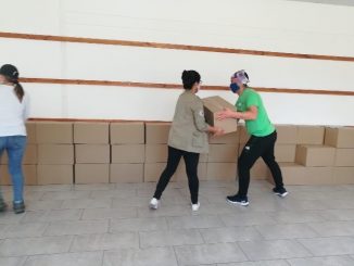 AIA impulsa campaña con sus empresas socias y entrega cajas de alimentos a familias vulnerables de la región