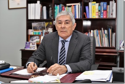 RECTOR LUIS ALBERTO LOYOLA 01