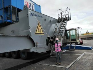 ATI inaugura nueva grúa Gottwald que fortalecerá la competitividad del puerto ATI inaugura nueva grúa Gottwald que fortalecerá la competitividad del puerto