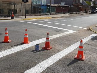 Residentes de Población Corvallis ya cuentan con cruce semaforizado en transitada intersección Residentes de Población Corvallis ya cuentan con cruce semaforizado en transitada intersección