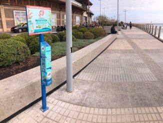 Lanzan campaña ambiental con instalación de colilleros en terrazas de centro comercial Lanzan campaña ambiental con instalación de colilleros en terrazas de centro comercial