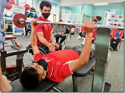 Clínica de para-powerlifting 5