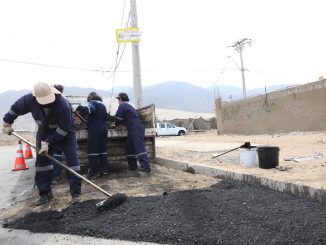 Municipalidad realiza tapado de hoyos e instala nuevos reductores de velocidad