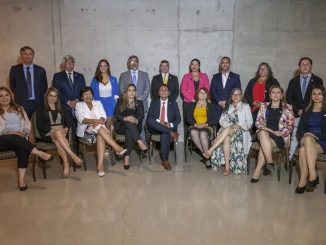 Gobernador Ricardo Díaz preside instalación del nuevo CORE compuesto mayoritariamente por mujeres