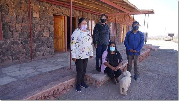 Voluntariado de El Abra apoya a estudiantes y comunidad de Socaire con equipamiento computacional