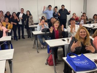Antofagasta: 50 mujeres de “Barrios en Acción” reciben certificación en manicure