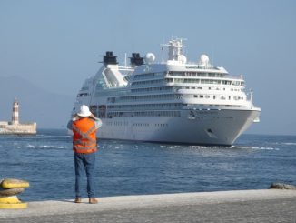 Seabourn Quest visita Puerto de Antofagasta con 364 pasajeros