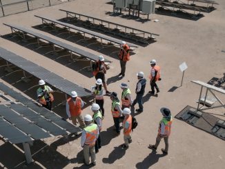 Ministro de Energía conoció tecnologías en la Plataforma Solar del Desierto de Atacama