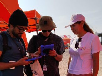 Masiva participación en encuesta medioambiental realizada por CREO Antofagasta en el Antofagasta Bodyboard Festival - ABF 2023