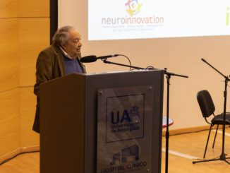 Reconocido especialista expuso sobre el Alzheimer en la Universidad de Antofagasta