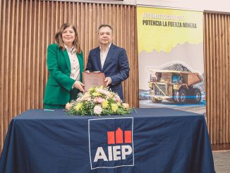 Finning CAT y AIEP inauguran programa único de autonomía en minería