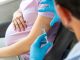 Especialista insiste en que vacunas para influenza y Covid-19 son seguras para embarazadas y sus bebés