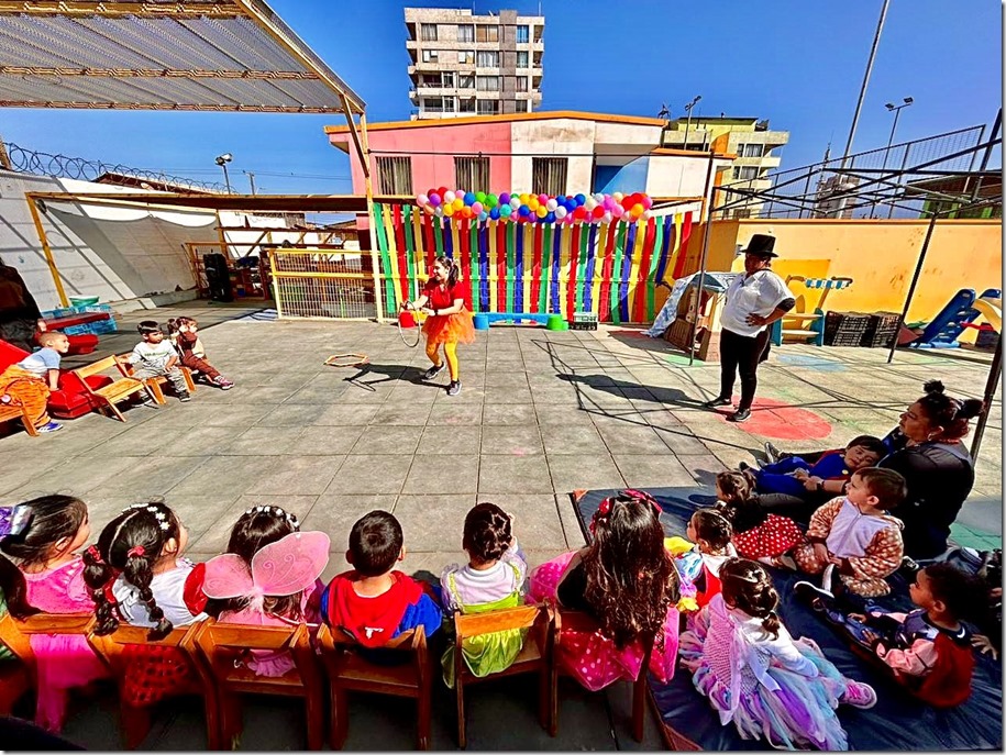 Mes de la Niñez (jardìn infantil Los Chinitos del Salar de Antofagasta) (1)