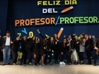 Taltal rinde homenaje a sus profesores y profesoras por su dedicación y trayectoria