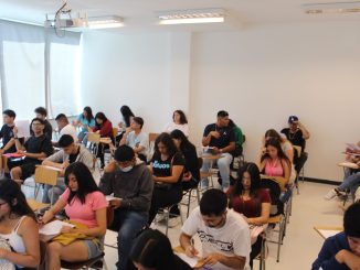 Expertos en educación entregan recomendaciones para interesados en carreras vespertinas