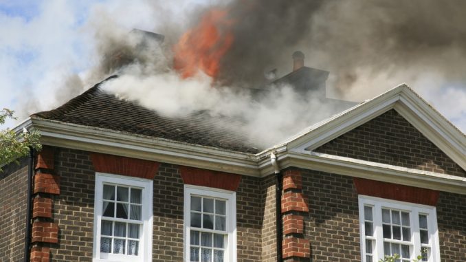 Cuidados del hogar: Simulacros en viviendas ayudan a mitigar los daños de un incendio
