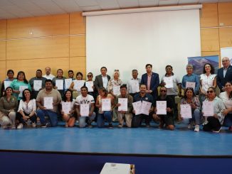 Entregan certificados a estudiantes del programa Aula Salar, Educación Itinerante