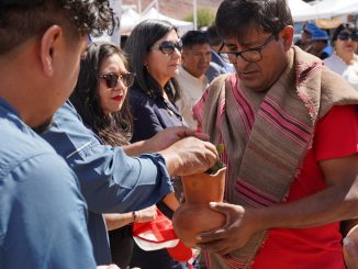 Camar celebró la 3ra versión de la Fiesta Costumbrista del Tomate en una multitudinaria jornada