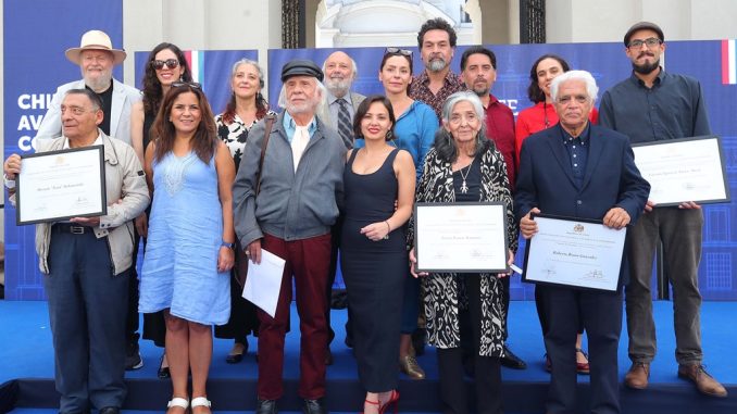 Actriz antofagastina Teresa Ramos recibió Premio Nacional Presidente de la República