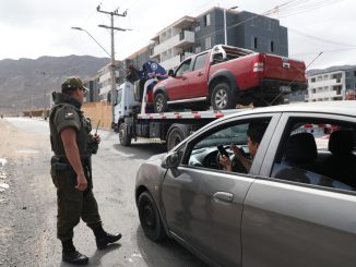 Autoridades regionales y comunales lideran fiscalización en terreno en ex vertedero: siete vehículos fueron retirados de circulación Autoridades regionales y comunales lideran fiscalización en terreno en ex vertedero: siete vehículos fueron retirados de circulación