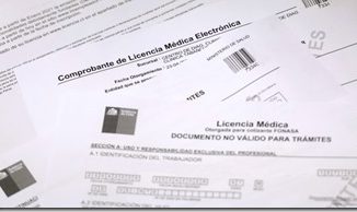 Chilenos exigen castigo ejemplar: mayoría pide desvincular y hacer devolver el dinero a funcionarios que viajaron con licencia médica Chilenos exigen castigo ejemplar: mayoría pide desvincular y hacer devolver el dinero a funcionarios que viajaron con licencia médica
