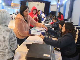 1.918 estudiantes de la Provincia de El Loa recibirán notebooks de parte de Junaeb 1.918 estudiantes de la Provincia de El Loa recibirán notebooks de parte de Junaeb