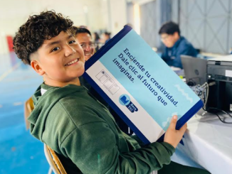 Junaeb entrega casi el 50% de los computadores a estudiantes de séptimo básico de la Región de Antofagasta Junaeb entrega casi el 50% de los computadores a estudiantes de séptimo básico de la Región de Antofagasta