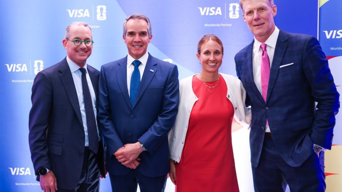 Los tarjetahabientes de Visa tienen la primera oportunidad de inscribirse para obtener entradas para la Copa Mundial de la FIFA 26™ Los tarjetahabientes de Visa tienen la primera oportunidad de inscribirse para obtener entradas para la Copa Mundial de la FIFA 26™