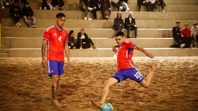 Con la Selección Chilena de Fútbol Playa se inauguró el Arena Parque Croacia en Antofagasta
