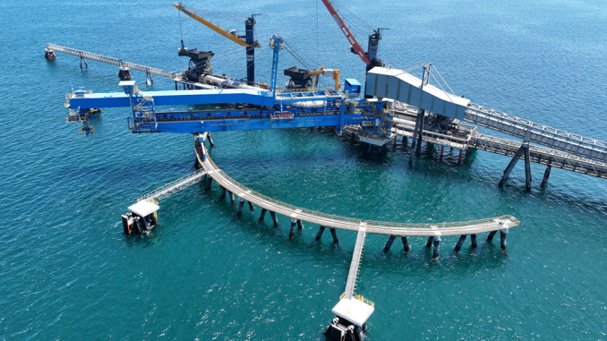 Premian a terminal portuario mejillonino por moderno sistema de embarque de concentrado de cobre Premian a terminal portuario mejillonino por moderno sistema de embarque de concentrado de cobre
