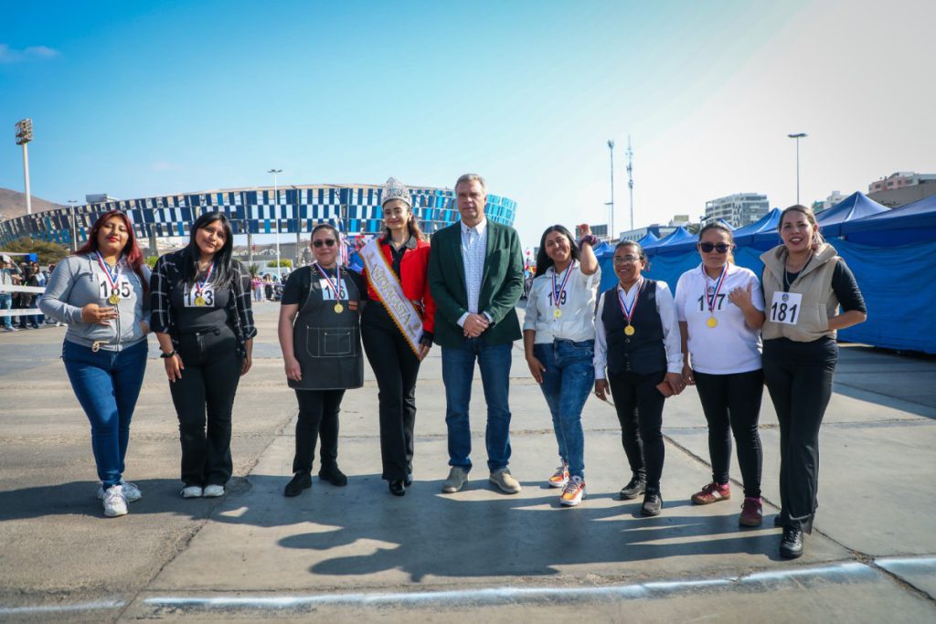 Antofagasta: con final milimétrica se definió carrera de garzones
