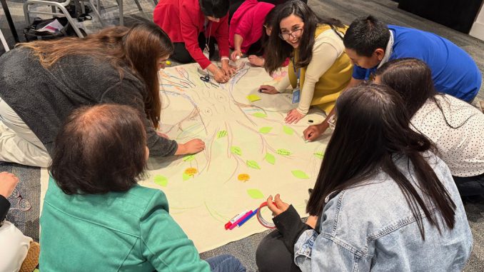Con gran éxito se realizó Segundo Seminario de Educación Artística en Antofagasta Con gran éxito se realizó Segundo Seminario de Educación Artística en Antofagasta