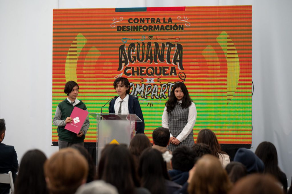Con la cumbia como aliada: Campaña “Aguanta, chequea y comparte” 2025 busca enfrentar la desinformación