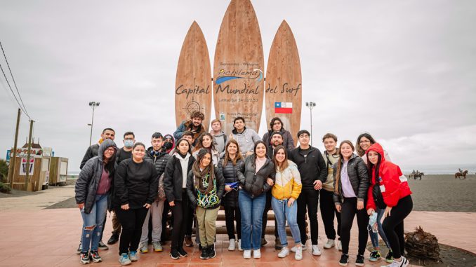 Sernatur invita a estudiantes a reciclar en comunidad para participar en su Desafío Gira de Estudio