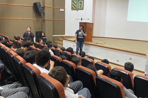 UA y Colegio San Luis se unen para promover el cuidado del agua en estudiantes de educación básica