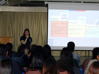 Cerca de 60 profesionales participan en Jornada Regional de Buenas Prácticas del programa HPV de Junaeb en Antofagasta