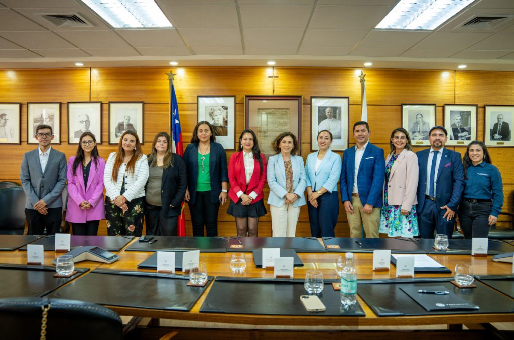 Spence | BHP y UCN firman alianzas para impulsar la formación y el desarrollo local en Antofagasta