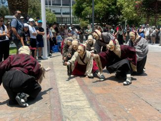 “Ckuri, Limpiadores de Pueblos” de La Huella Teatro encantó a comunidad antofagastina