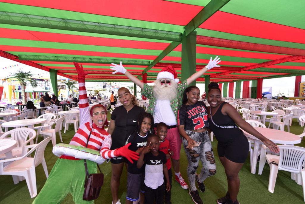 Dos mil niños y niñas disfrutaron una cálida Navidad en el recinto AIA EXPONOR