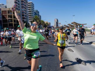 Corrida Navide&ntilde;a uni&oacute; a m&aacute;s de 2 mil personas en torno al deporte y la vida sana en la costanera de Antofagasta