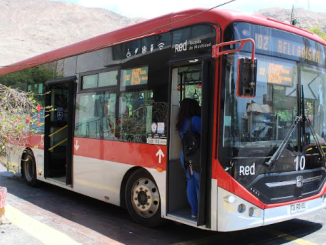 Más de 300 estudiantes se tomaron la foto para obtener su TNE en Tocopilla y Calama