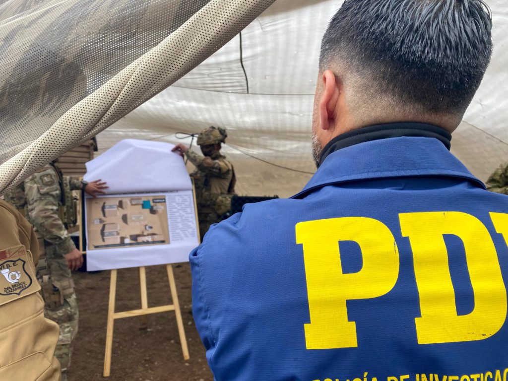 Verifican en terreno trabajo en frontera de las regiones de Arica y Parinacota, Tarapacá y Antofagasta Verifican en terreno trabajo en frontera de las regiones de Arica y Parinacota, Tarapacá y Antofagasta