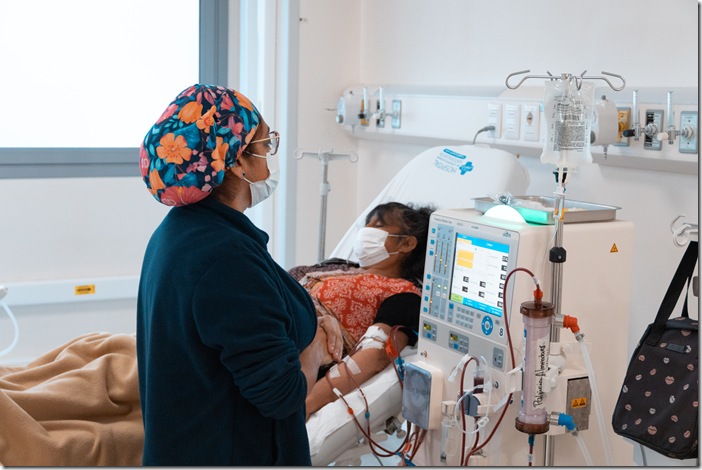 FOTOGRAFIA DIALISIS EQUIPO-6