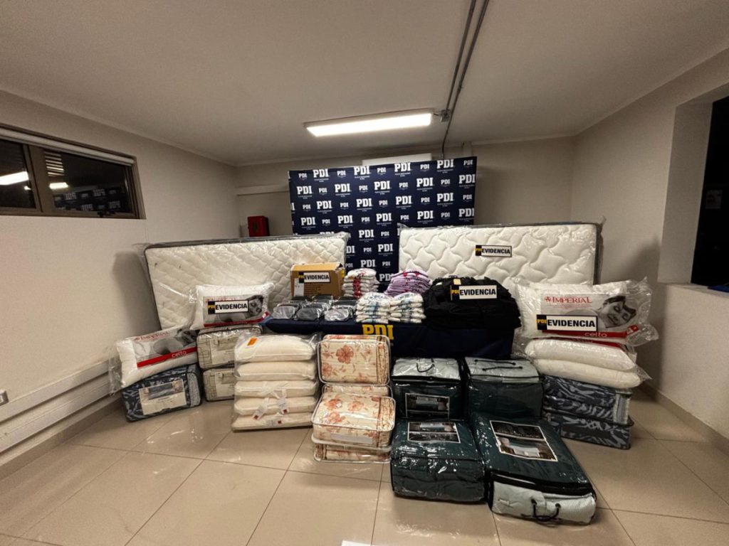 Sorprendidos en flagrancia: PDI detiene a cuatro sujetos por hurto de millonaria carga en Calama