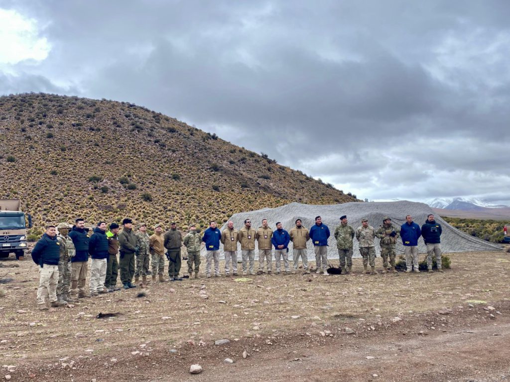 Verifican en terreno trabajo en frontera de las regiones de Arica y Parinacota, Tarapacá y Antofagasta Verifican en terreno trabajo en frontera de las regiones de Arica y Parinacota, Tarapacá y Antofagasta